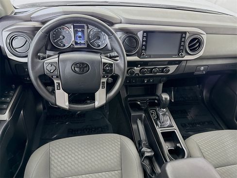 Certified 2023 Toyota Tacoma SR5 image 4