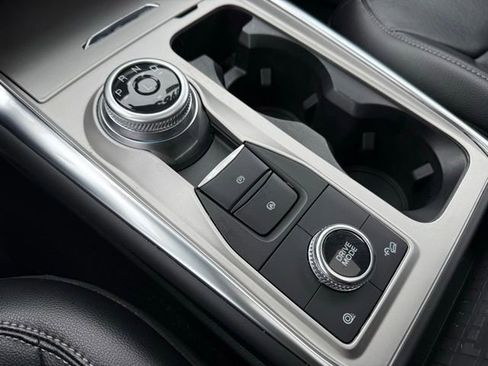 Used 2023 Ford Explorer Limited w/ Hybrid Equipment Group 310A image 23