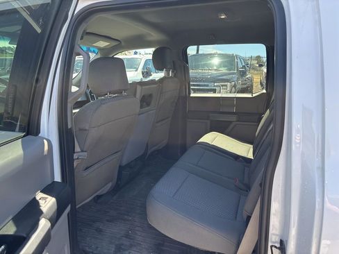Used 2018 Ford F150 XLT w/ Equipment Group 302A Luxury AWD/4WD image 8