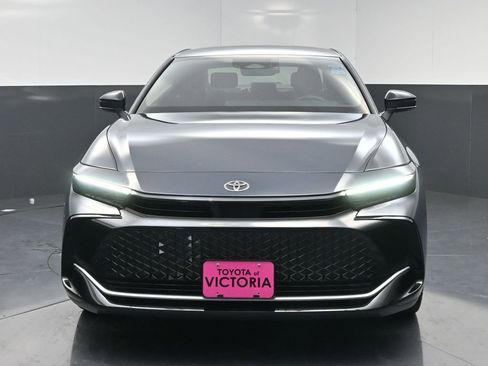 Used 2026 Toyota Crown AWD/4WD image 17