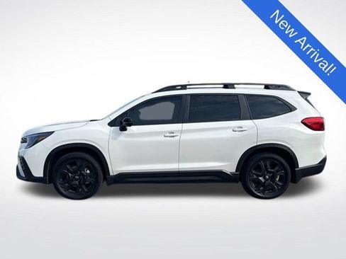 Used 2023 Subaru Ascent Onyx Edition AWD/4WD image 4