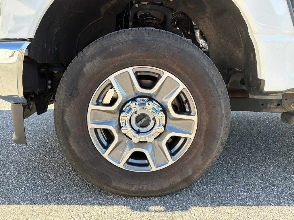 Used 2025 Ford F250 XLT AWD/4WD image 11