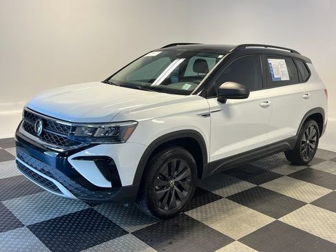 Certified 2024 Volkswagen Taos S FWD image 3