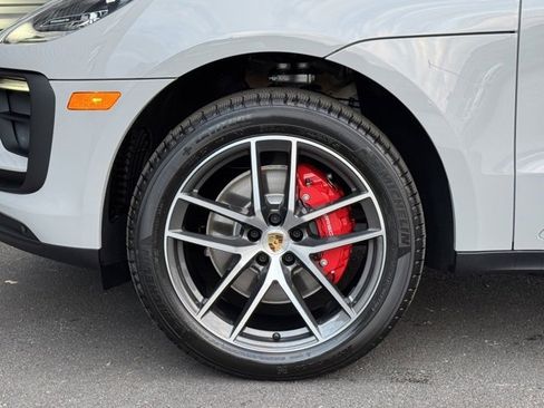 New 2026 Porsche Macan S image 11