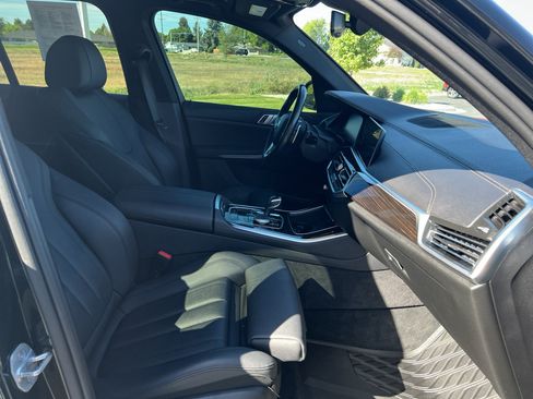 Used 2019 BMW X5 xDrive40i w/ Premium Package 2 AWD/4WD image 28