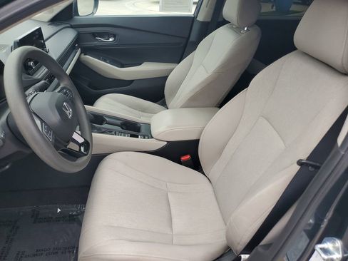Certified 2023 Honda Accord EX image 17