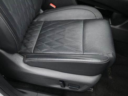 Used 2023 Nissan Rogue Platinum w/ Platinum Premium Package image 34