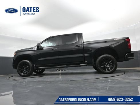 Used 2025 Chevrolet Silverado 1500 Custom Trail Boss w/ Turbomax Blackout Package AWD/4WD image 38