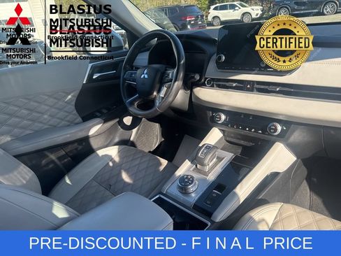 Used 2022 Mitsubishi Outlander SEL AWD/4WD image 34