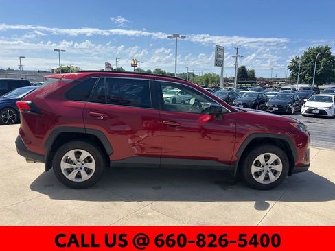 Used 2019 Toyota RAV4 LE w/ All Weather Liner Package AWD/4WD image 5