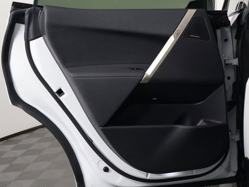 Used 2024 BMW iX xDrive50 w/ Sport Package image 13