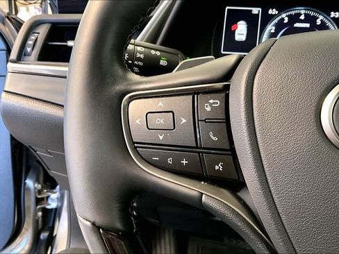 Used 2020 Lexus ES 350 w/ Premium Package image 11