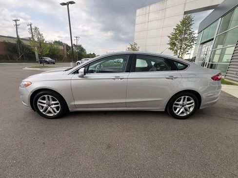Used 2013 Ford Fusion SE FWD image 7