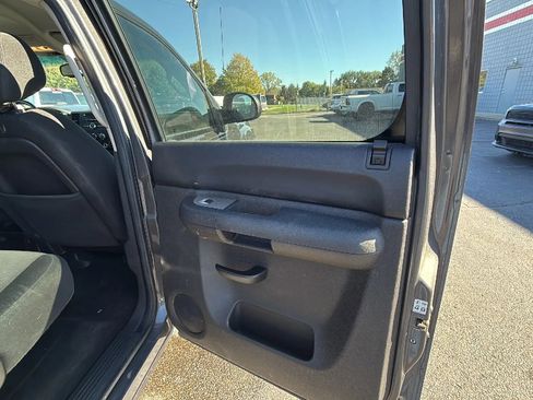 Used 2011 GMC Sierra 1500 SLE AWD/4WD image 14