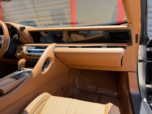 Used 2021 Lexus LC 500 Convertible w/ Touring Package RWD image 34