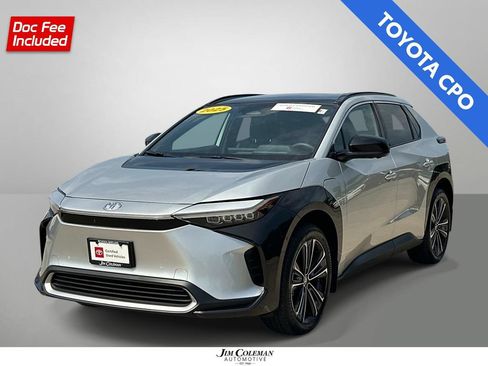 Certified 2025 Toyota bZ4X AWD w/ Weather Package image 1