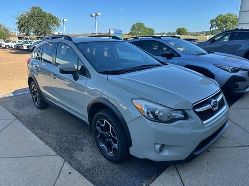 Used 2015 Subaru Crosstrek 2.0i Limited AWD/4WD image 3