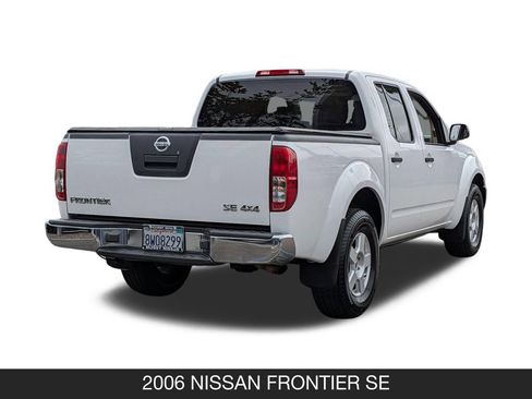 Used 2006 Nissan Frontier SE w/ (P01) Power Pkg AWD/4WD image 8