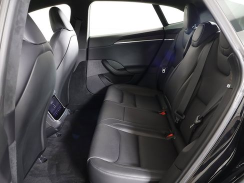 Used 2022 Tesla Model S image 39