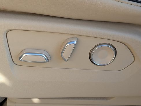 Certified 2024 Cadillac Escalade ESV Premium Luxury w/ Performance Package image 24