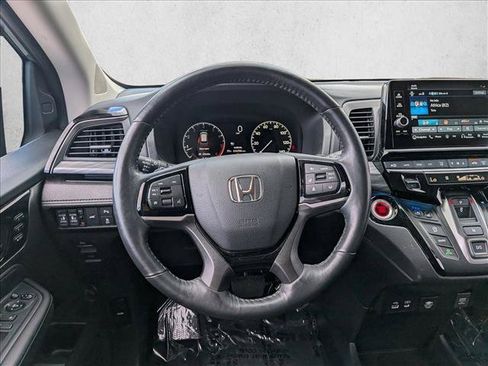 Used 2025 Honda Odyssey Elite image 14