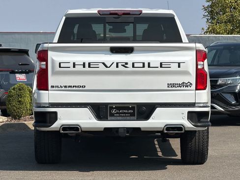 Used 2023 Chevrolet Silverado 1500 High Country w/ Max Trailering Package AWD/4WD image 8