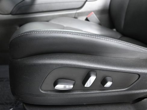 Used 2022 Cadillac XT5 Premium Luxury image 22