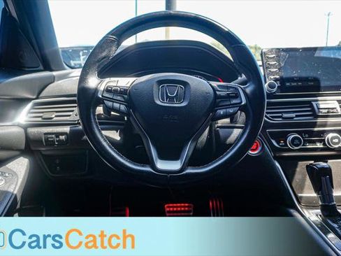Used 2018 Honda Accord Sport image 19