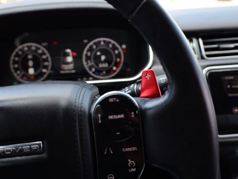 Used 2020 Land Rover Range Rover SV Autobiography Dynamic image 10