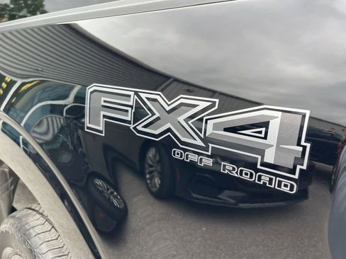 New 2025 Ford F150 Platinum w/ FX4 Off-Road Package image 9