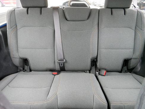 Used 2024 Jeep Wrangler Sport S image 13