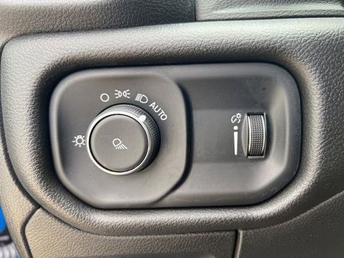 Used 2025 RAM 1500 Tradesman AWD/4WD image 30