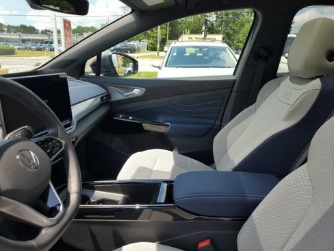 Certified 2025 Volkswagen ID.4 Pro S AWD/4WD image 23