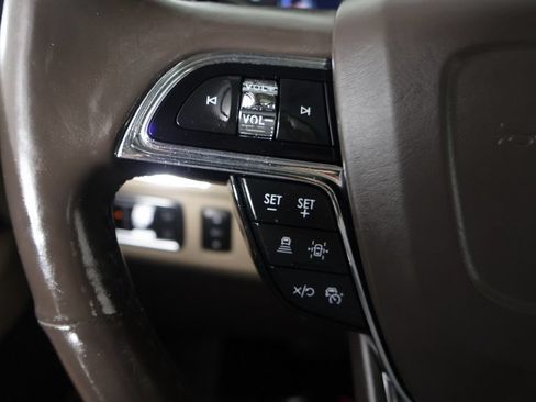 Used 2022 Lincoln Navigator Reserve AWD/4WD image 52