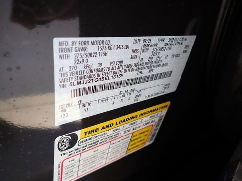 New 2025 Lincoln Navigator Black Label AWD/4WD image 30