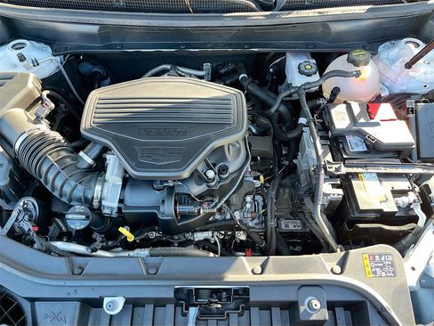 Certified 2025 Cadillac XT5 Premium Luxury image 33