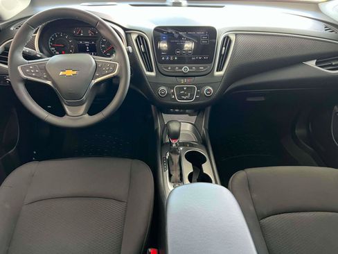 Used 2024 Chevrolet Malibu RS image 10