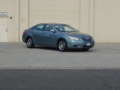 Used 2009 Toyota Camry LE image 7