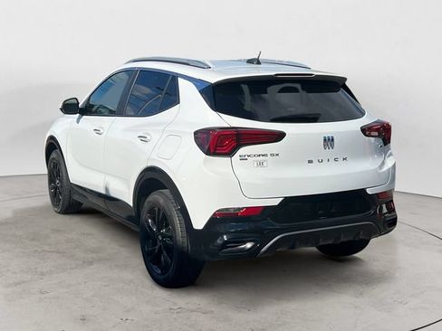 Used 2024 Buick Encore GX Sport Touring AWD/4WD image 3