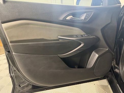 Used 2024 Chevrolet Trax ACTIV FWD image 19