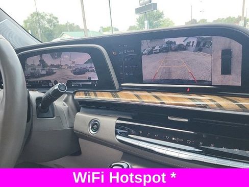 Used 2021 Cadillac Escalade Premium Luxury Platinum AWD/4WD image 12