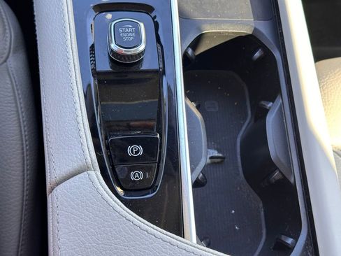 Used 2022 Volvo XC90 T8 Inscription Expression image 34