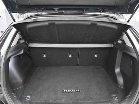 Used 2023 Hyundai Kona Limited FWD image 29