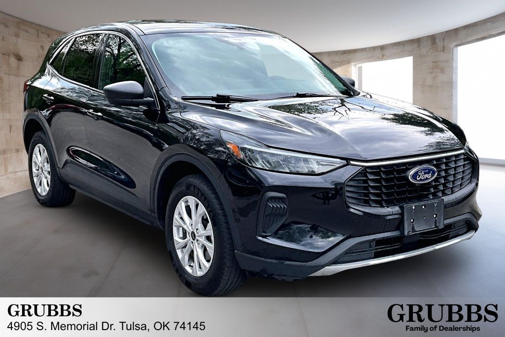 Used 2024 Ford Escape Active AWD/4WD image 1