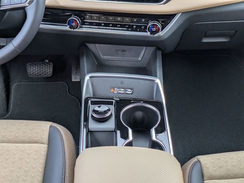 New 2026 Chevrolet Equinox ACTIV w/ Convenience Package III FWD image 21