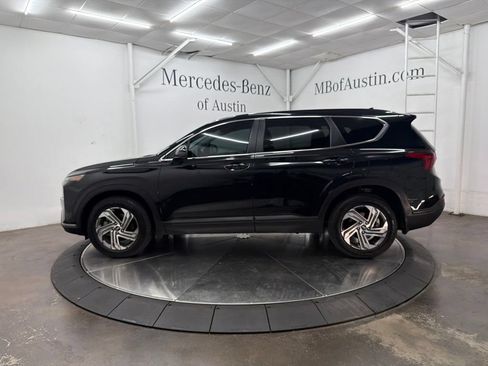 Used 2023 Hyundai Santa Fe SE FWD image 4