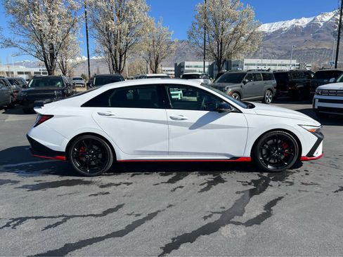 New 2026 Hyundai Elantra N FWD image 6
