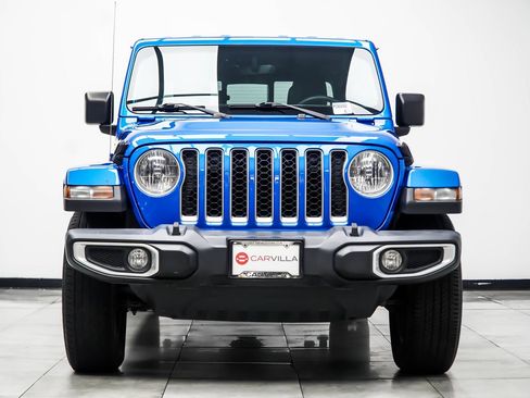 Used 2023 Jeep Gladiator Overland w/ Popular Equipment Package AWD/4WD image 8