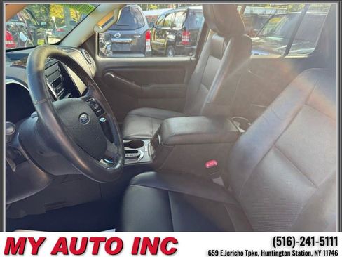 Used 2010 Ford Explorer Limited image 23