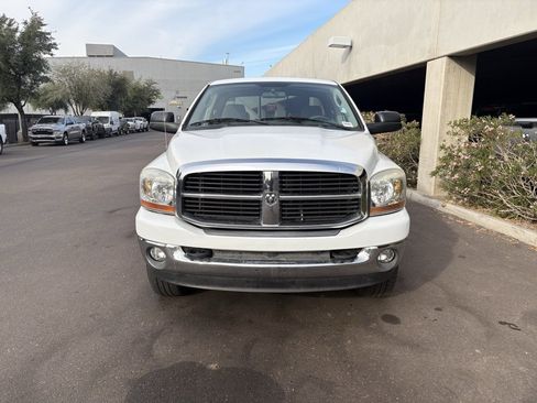 Used 2006 Dodge Ram 2500 Truck SLT w/ Quad Cab Big Horn Value Group image 2